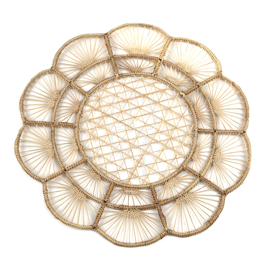 CHARGER PLATE - FLORAL RATTAN WIRE