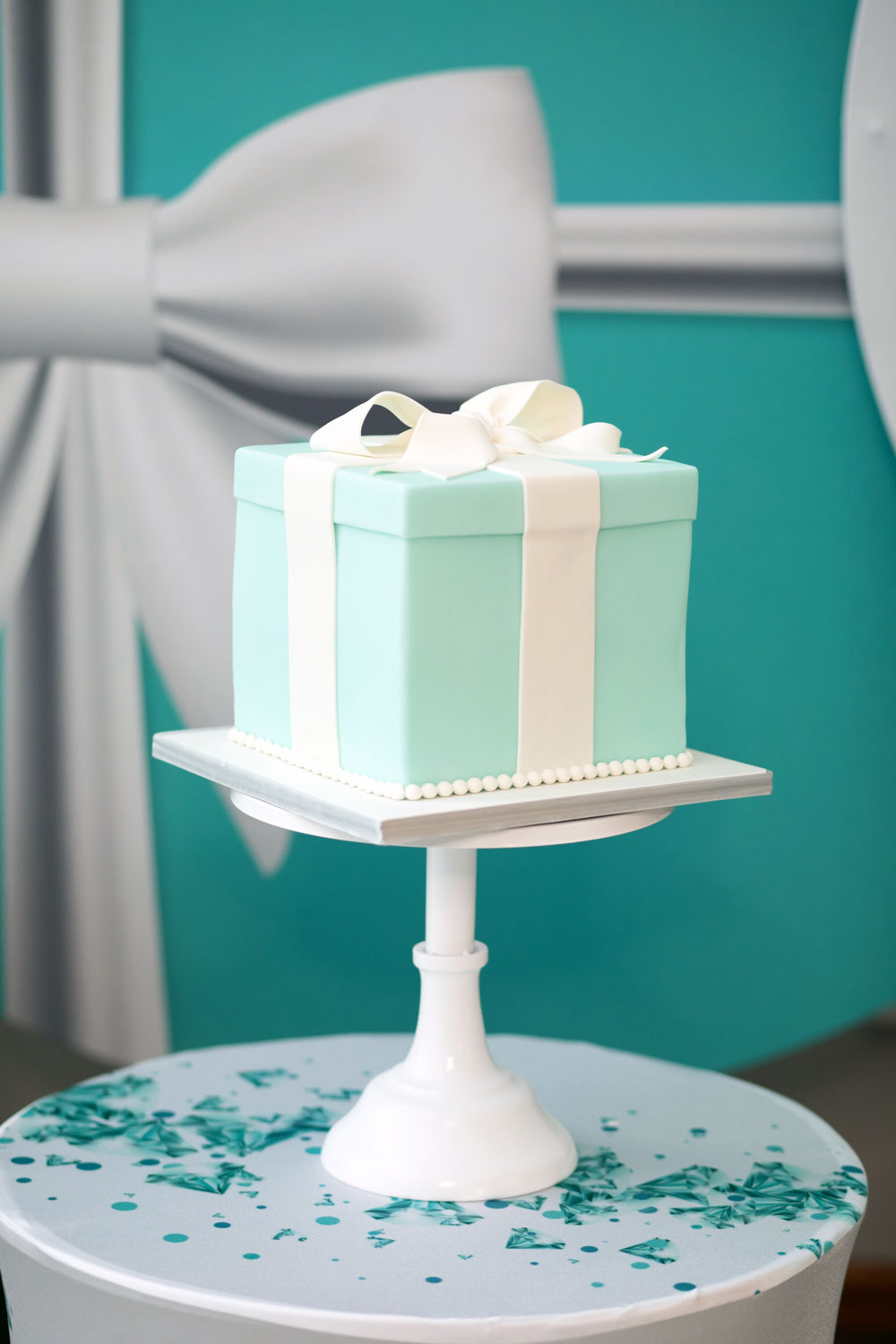 Tiffany Glam Theme Cake
