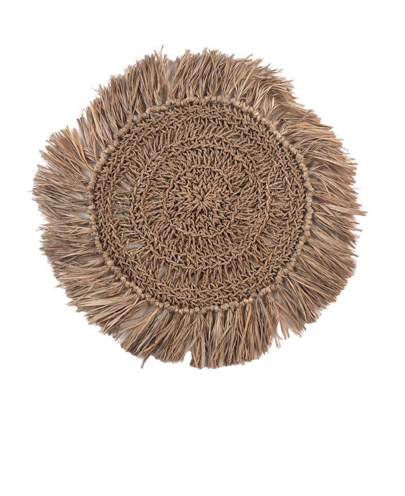 Round Woven Seagrass Placemat, 1 each, a natural and chic mat with fringe for stylish table setups