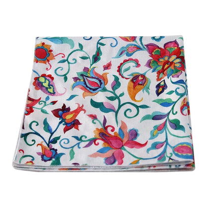 Summer Florals Polyester Napkin with Colorful Floral Design - Elevate your table with our elegant linen napkin, perfect for special dinners or everyday meals. Reusable and easy to wash, this 50 x 50cm napkin adds a pop of color to any occasion.
